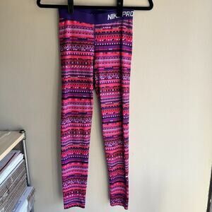 Nike Pro dri - fit athletic leggings purple and pink women's Small